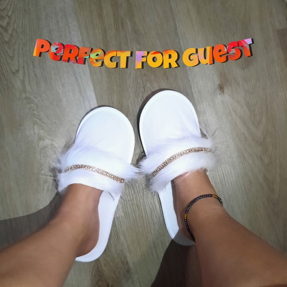 Soft And Cozy Slippers - Picture 1 of 4